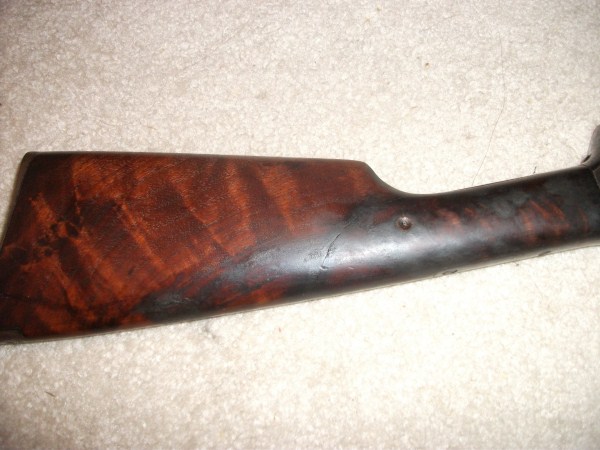 Rem model 8 right rear stock (600 x 450).jpg